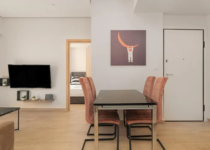 Comfy Apartment Near Acropolis
